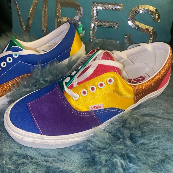 Brand New Vans. Pride Patchwork “ERA” Must Sell!! Never worn. - Picture 3 of 6